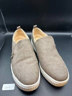 SOUL by Naturalizer casual slip-on loafers with functioning side zip - size 7.5